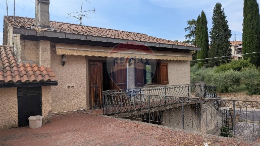 Foto Appartamento a Castiglione del Lago Pozzuolo di 89 m² con 5 locali
