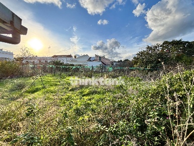 Foto Terreno residenziale in Via Gaetano Gubernale, Siracusa Pizzuta