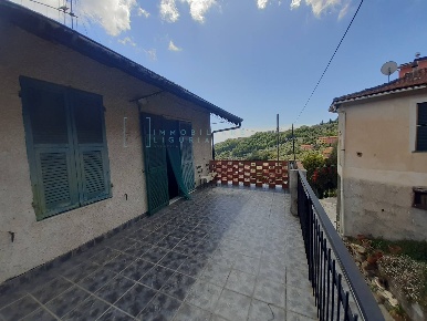 Foto Rustico in vico rosa, Pontedassio Bestagno di 120 m² con 5 locali