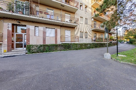 Foto Appartamento in Via Mincio, Milano Corvetto di 65 m² con 2 locali