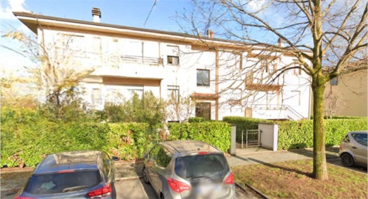 Foto Appartamento in Via Raffaello, Solignano Rubbiano di 113 m² all'asta