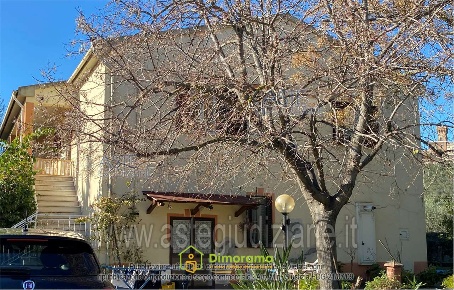 Foto Appartamento in Via del Lavoro 2 57021 Venturina Terme LI Italia 2,