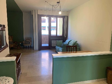 Foto Appartamento in Via Plezzo 72, Milano Udine di 100 m² con 3 locali