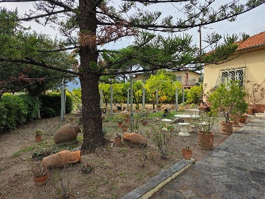 Foto Casa indipendente in regione Terraconiglio, Albenga di 177 m²