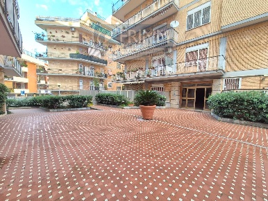 Foto Appartamento in VIA CARLO DOSSI, Roma Talenti - Monte Sacro di 40 m²