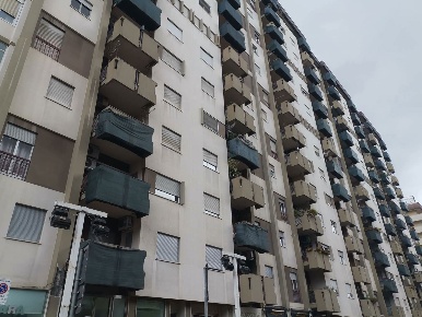 Foto Box in Viale Strasburgo 204, Palermo Strasburgo - Belgio di 30 m²