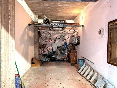 Foto Box in VIA fratelli bandiera 6/A, Orbassano Centro di 15 m² in vendita