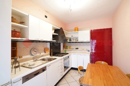 Foto Appartamento in Via Leopardi 34, Cassino Centro di 87 m² con 3 locali