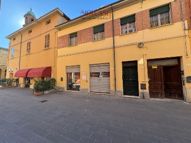 Foto Appartamento in VIA DELLA PACE, Massa Lombarda di 121 m² con 4 locali