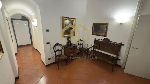Foto Negozio in Via Marsala, Lodi Centro Storico di 95 m² con 3 locali