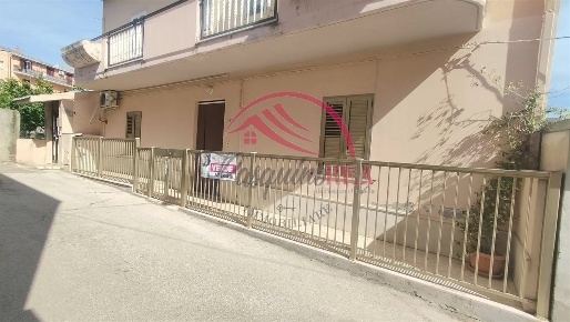 Foto Case semi ndipendenti a Portocannone di 100 m² con 3 locali in vendita