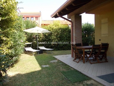 Foto Appartamento a Desenzano del Garda di 75 m² con 3 locali in affitto