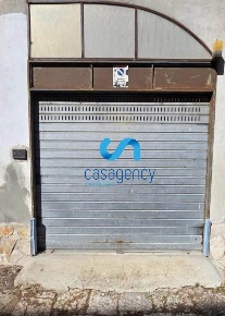 Foto Garage in VIA ROMA 48, Caserta Ferrarecce - Università di 19 m²