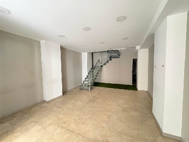 Foto Negozio a Catania Corso Sicilia - Fiera di 70 m² con 2 locali