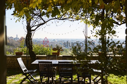 Foto Villa bifamiliare in vicolo degli ortolani 3, Bergamo Colli di 453 m²