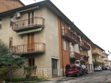 Foto Appartamento a Torrita di Siena Centro di 125 m² con 6 locali