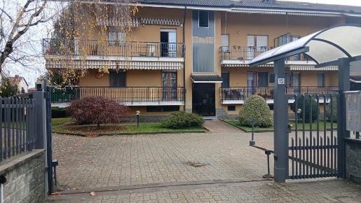 Foto Magazzino in Via F.lli Cervi 15, Giaveno Centro di 90 m² in vendita