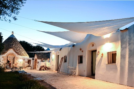 Foto Trullo in Contrada Martellotti sn, Ostuni di 460 m² con 14 locali