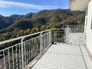 Foto Appartamento a Pellezzano di 110 m² con 4 locali in vendita