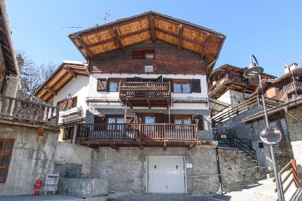 Foto Appartamento in ROUTE TAVOLA  3, Ayas Pilaz di 66 m² con 4 locali