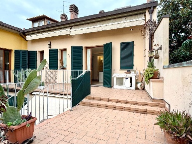 Foto Appartamento a Firenze Mazzini - Oberdan di 113 m² con 5 locali