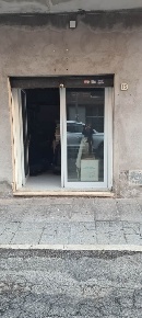 Foto Negozio in VIA TRENTO, Grottaferrata Centro di 32 m² con 1 locali