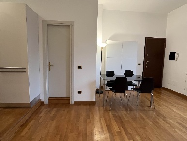 Foto Appartamento in Via Pisani 13, Milano Centrale di 42 m² con 1 locali