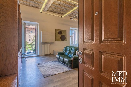 Foto Appartamento in piazza della rocca 6, Viterbo di 100 m² con 4 locali