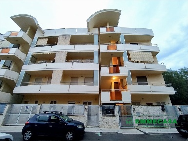 Foto Appartamento in via michelangelo, Casamassima di 70 m² con 3 locali