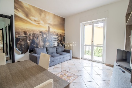 Foto Appartamento in Via XX Settembre, Valmadrera di 65 m² con 2 locali