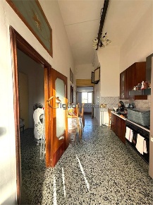 Foto Appartamento a Afragola di 180 m² con 4 locali in vendita