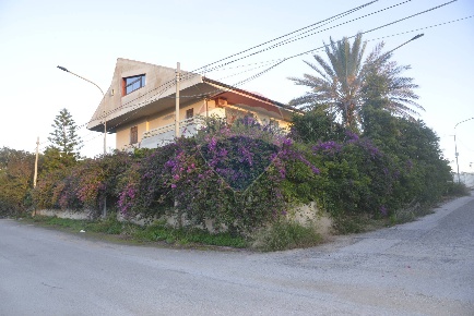 Foto Villa singola in Salvador Allende, Vittoria Centro di 300 m²