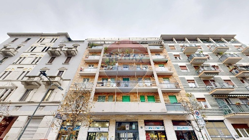 Foto Appartamento in Via Rovereto, Milano Rovereto di 96 m² con 4 locali