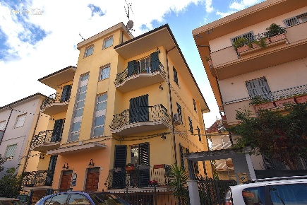 Foto Ufficio in Via Monte San Michele, San Benedetto del Tronto di 86 m²