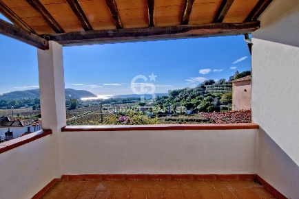 Foto Appartamento in Loc. Santa Maria, Capoliveri Lacona di 64 m²