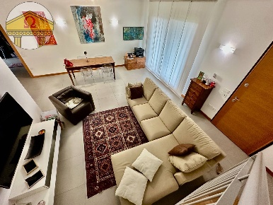 Foto Villa bifamiliare a Povegliano di 210 m² con 6 locali in vendita