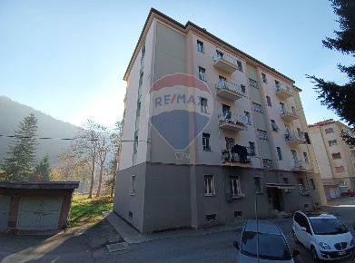 Foto Appartamento in Via Gramsci, Cairo Montenotte Ferrania di 140 m²