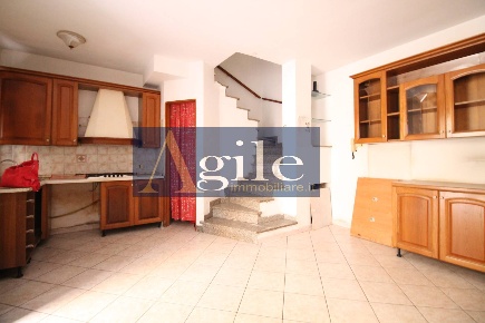 Foto Appartamento in via gramsci, Grottammare Centro di 130 m² con 5 locali