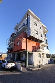 Foto Appartamento in CORSO FIRENZE, Rende Roges di 82 m² con 3 locali