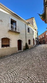 Foto Case semi ndipendenti a Summonte di 180 m² con 4 locali in vendita