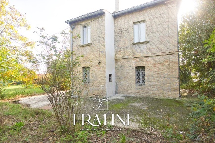 Foto Casa indipendente in Via aprutina, Sant'Egidio alla Vibrata di 124 m²