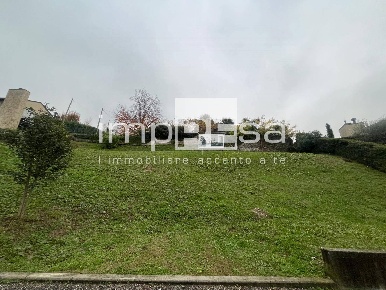 Foto Terreno residenziale in Via Molena, Conegliano Centro di 1200 m²