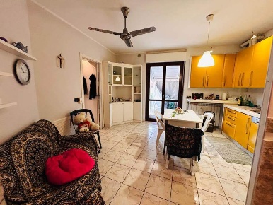 Foto Appartamento in Via Giacomo Leopardi 12, Montemarciano Centro Storico