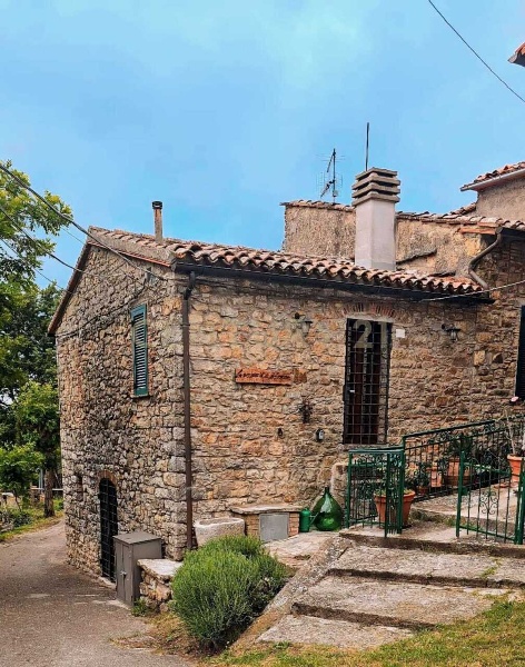 appartamento in vendita a Semproniano