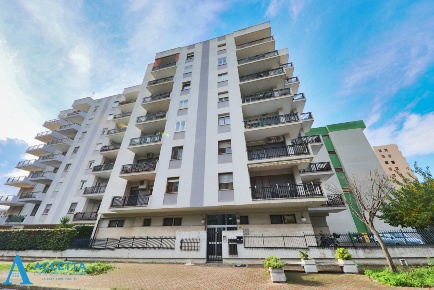 Foto Appartamento in Corso Italia 370, Taranto Italia - Montegranaro