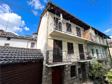 Foto Appartamento in Via del Pilone 8, Perosa Argentina di 130 m²
