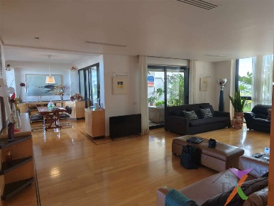 Foto Ufficio in corso alcide de gasperi  278, Bari Poggiofranco di 189 m²