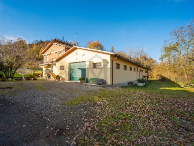 Foto Casa indipendente in CANOSSA 28, Vezzano sul Crostolo Pecorile