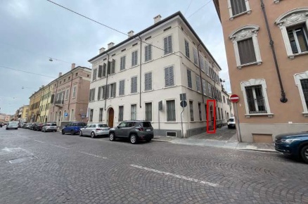 Foto Appartamento in Via Achille Sacchi 35, Mantova Centro di 135 m²
