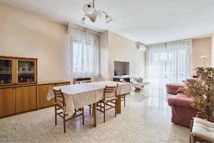 Foto Appartamento in Via Carlo Marx 87, Carpi Quartirolo - Meloni di 138 m²